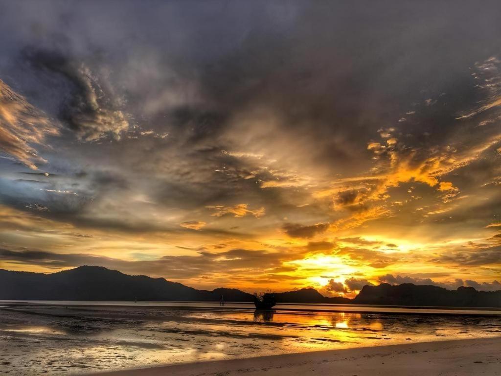 Seesea Resort Satun Eksteriør billede